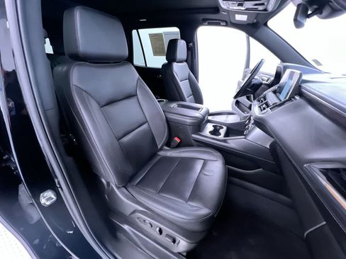 Used 2023 Chevrolet Tahoe Z71 w/ Luxury Package AWD/4WD image 35