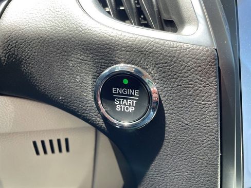 Used 2024 Ford Edge Titanium AWD/4WD image 23