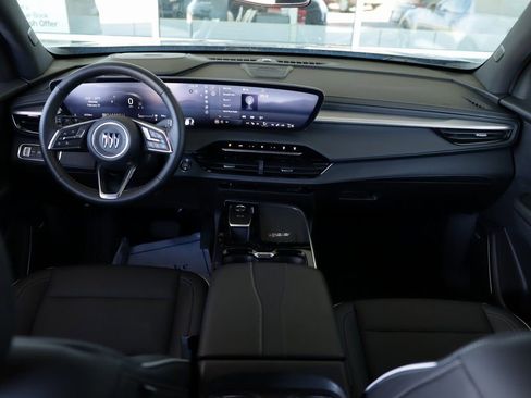 Used 2025 Buick Enclave Preferred image 22