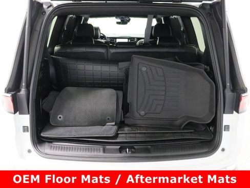 Used 2022 Jeep Wagoneer Series III w/ Premium Group I image 37