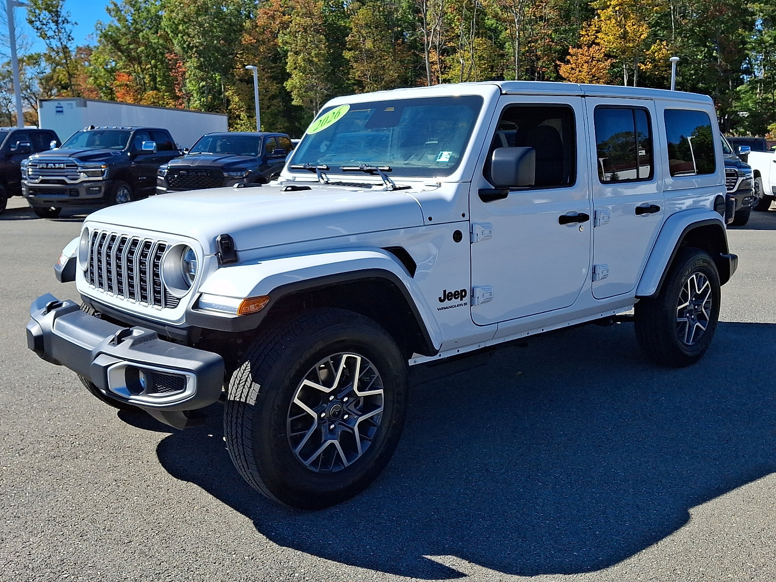 Used 2026 Jeep Wrangler Unlimited Sahara AWD/4WD image 3