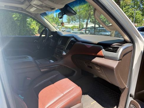 Used 2016 Chevrolet Tahoe LTZ AWD/4WD image 15
