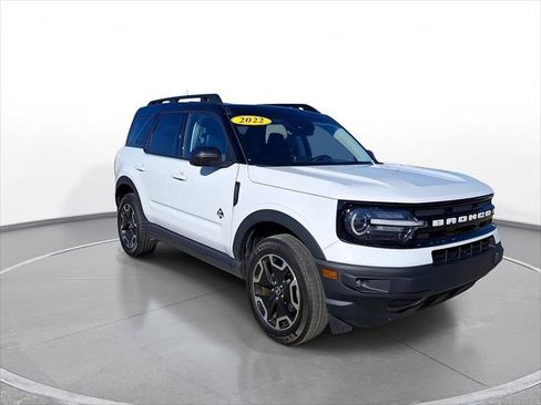 Used 2022 Ford Bronco Sport Outer Banks image 2