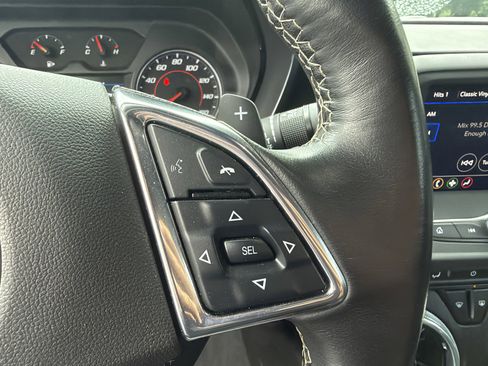 Used 2023 Chevrolet Camaro LT RWD image 19
