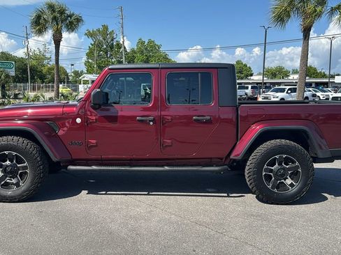 Used 2021 Jeep Gladiator Sport AWD/4WD image 3