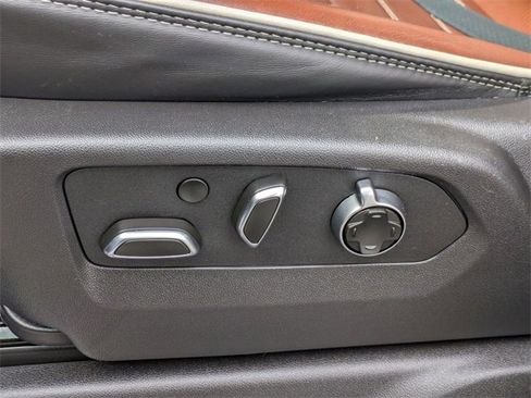 Used 2024 GMC Sierra 1500 Denali Ultimate image 28