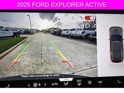 Used 2025 Ford Explorer Active RWD image 26