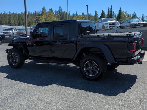 Used 2023 Jeep Gladiator Rubicon w/ LED Lighting Group AWD/4WD image 4