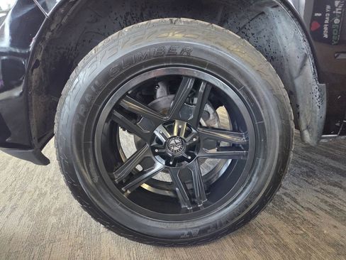 Used 2014 RAM 1500 Sport w/ Convenience Group image 70