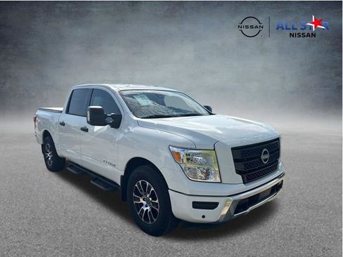 Used 2024 Nissan Titan SV w/ SV Convenience Package RWD image 1