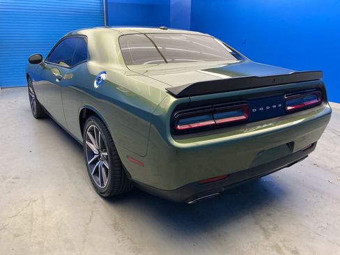Used 2023 Dodge Challenger R/T RWD image 5