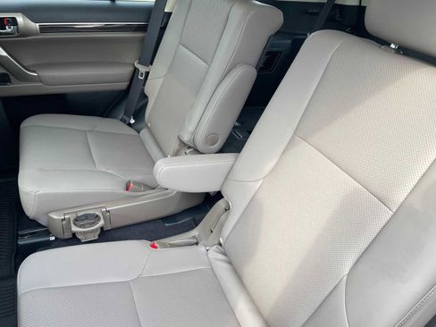 Used 2021 Lexus GX 460 Premium image 23