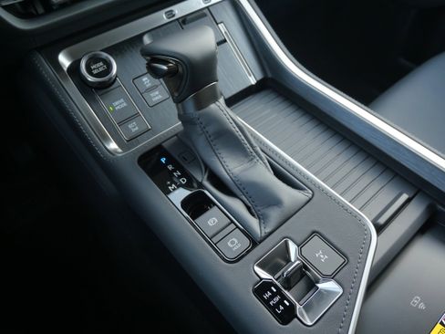 Certified 2026 Lexus GX 550 w/ Accessory Package (2T) image 34