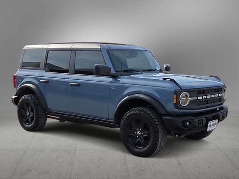 Used 2024 Ford Bronco Black Diamond AWD/4WD image 2