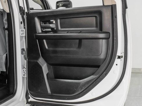 Used 2020 RAM 1500 Tradesman w/ Chrome Plus Package image 43