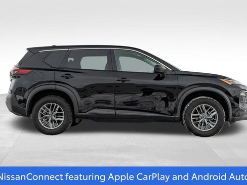 Used 2023 Nissan Rogue S image 8