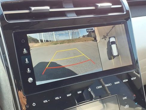 Used 2024 Hyundai Tucson Limited image 3