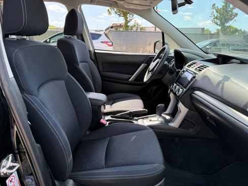 Used 2017 Subaru Forester 2.5i Premium w/ All-Weather Package image 18