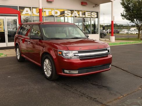 Used 2019 Ford Flex SEL w/ Equipment Group 202A AWD/4WD image 3