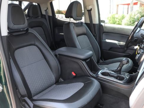 Used 2016 Chevrolet Colorado Z71 AWD/4WD image 41