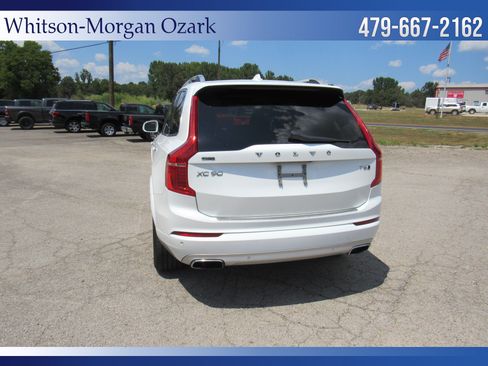 Used 2017 Volvo XC90 T6 Momentum w/ Vision Package AWD/4WD image 11
