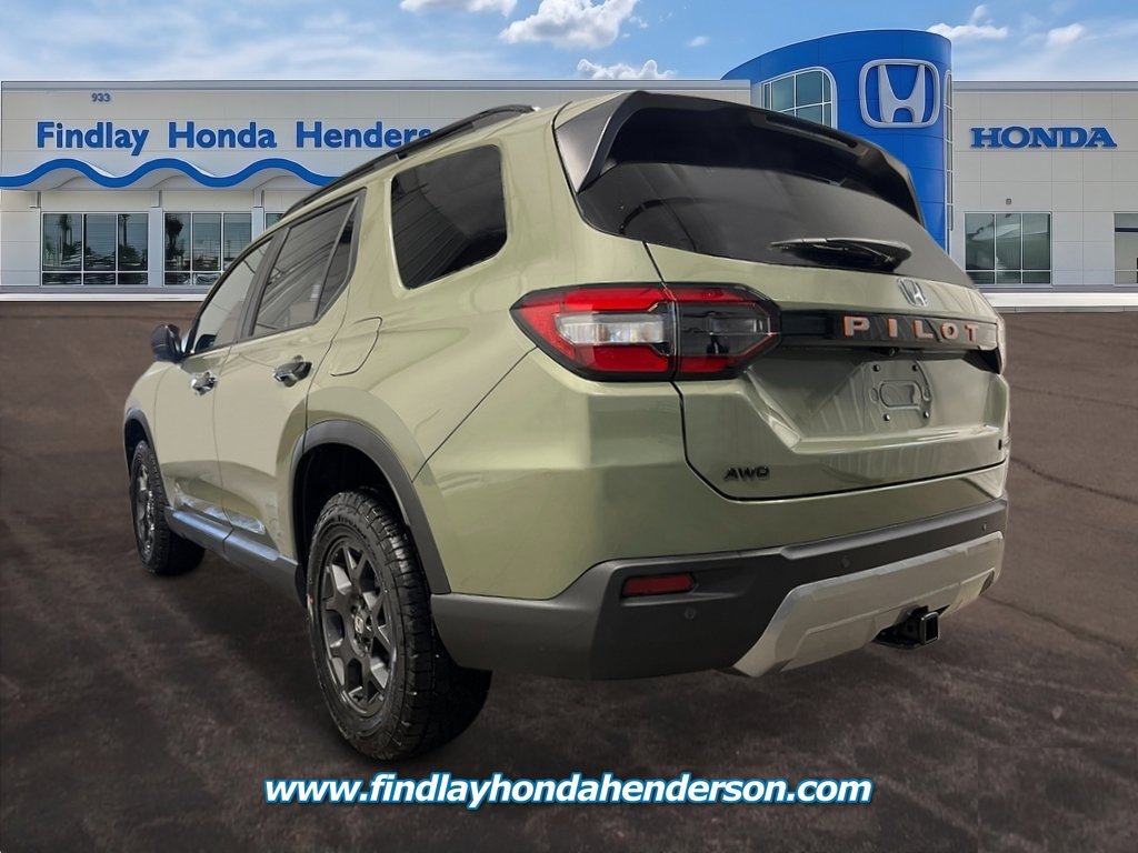 New 2026 Honda Pilot TrailSport image 3