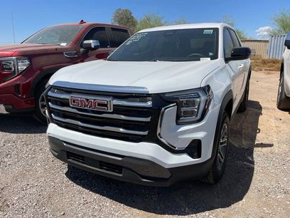 Used 2025 GMC Terrain Elevation