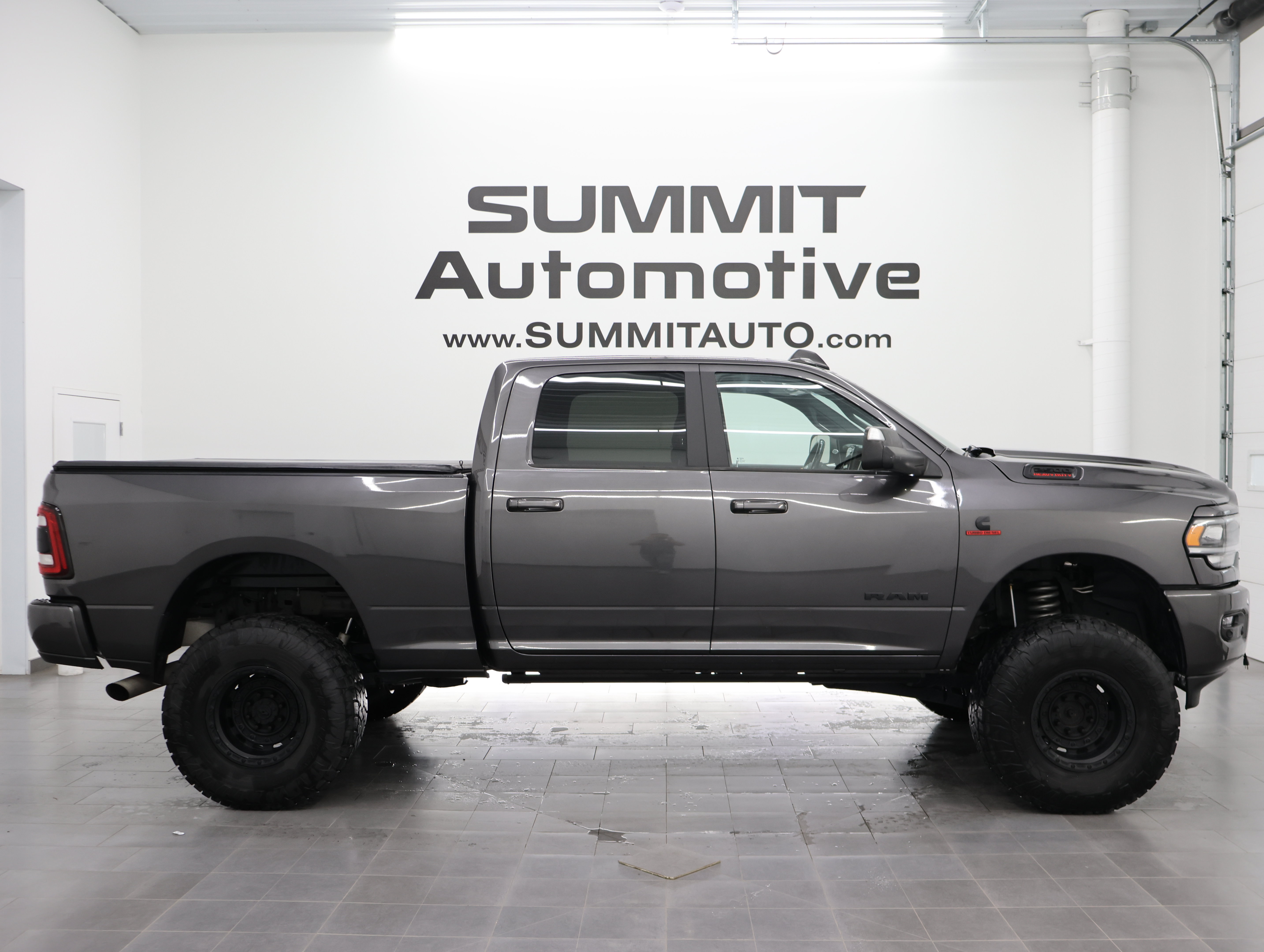 Used 2022 RAM 2500 Big Horn w/ Level C Equiment Group AWD/4WD image 1