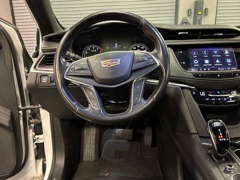 Used 2021 Cadillac XT5 Luxury FWD image 42
