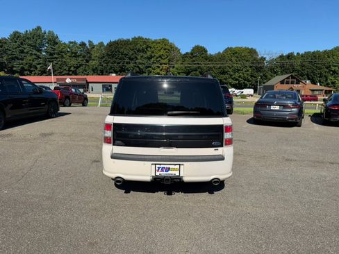 Used 2019 Ford Flex SEL w/ Equipment Group 202A AWD/4WD image 5