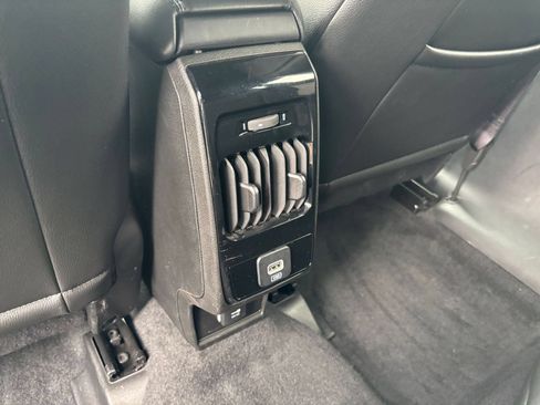 Used 2025 Jeep Compass Limited AWD/4WD image 19