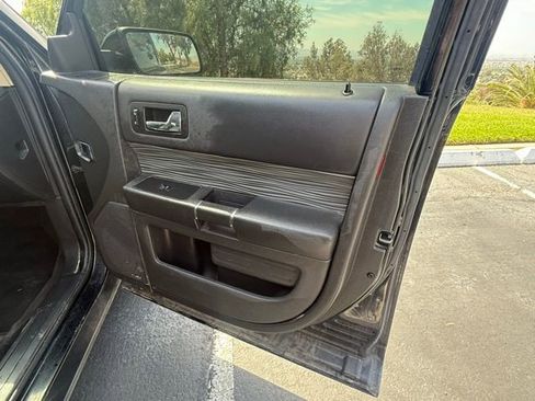 Used 2016 Ford Flex SEL w/ Equipment Group 202A image 9