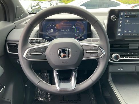 Used 2025 Honda Prologue Touring image 38
