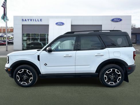 Used 2021 Ford Bronco Sport Outer Banks image 2