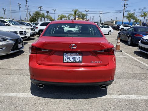 Used 2016 Lexus IS 200t RWD image 8