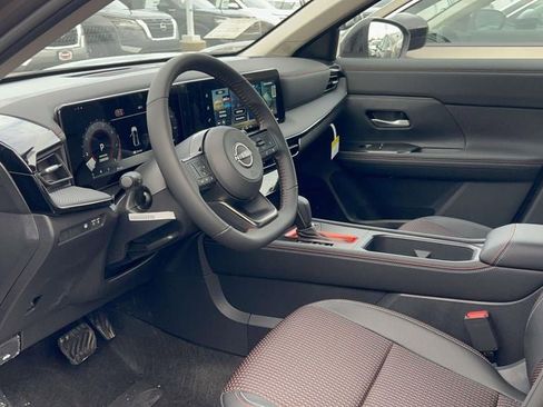 New 2026 Nissan Kicks SR w/ Illumination Package AWD/4WD image 26