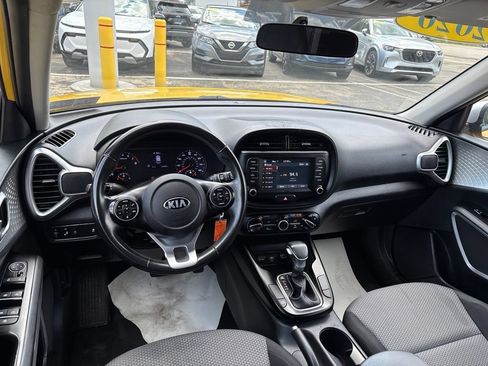 Used 2020 Kia Soul X-Line FWD image 4