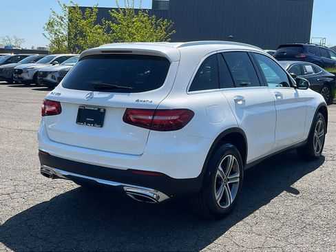 Used 2018 Mercedes-Benz GLC 300 4MATIC image 4