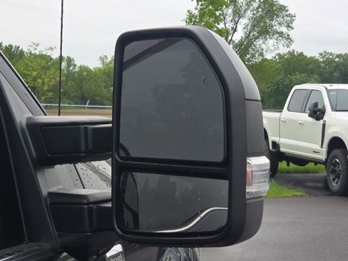 Used 2021 Ford F350 King Ranch w/ King Ranch Ultimate Package AWD/4WD image 6