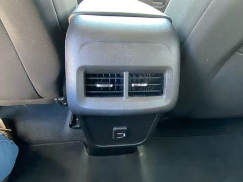 Used 2023 Chevrolet Equinox LS w/ LS Convenience Package AWD/4WD image 14