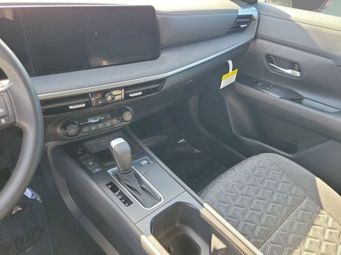 New 2026 Nissan Kicks SV image 23