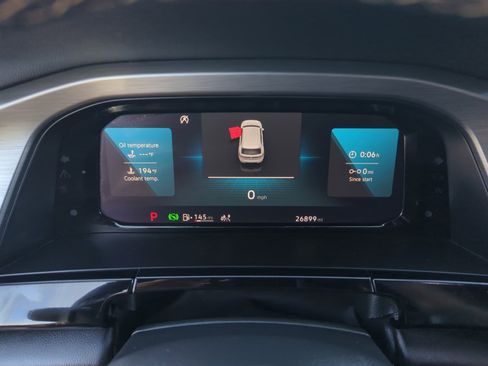 Used 2024 Volkswagen Atlas Cross Sport SE image 10