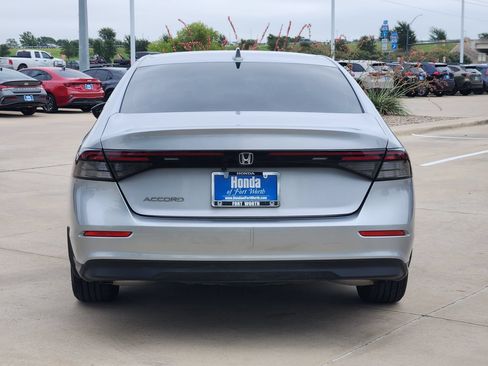 Used 2023 Honda Accord EX image 6