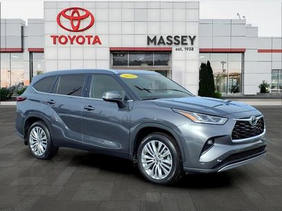 Used 2024 Toyota Highlander Platinum