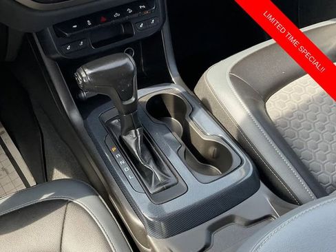 Used 2019 Chevrolet Colorado Z71 image 17