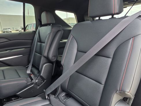 New 2026 Chevrolet Traverse Z71 w/ Enhanced Driving Package image 22