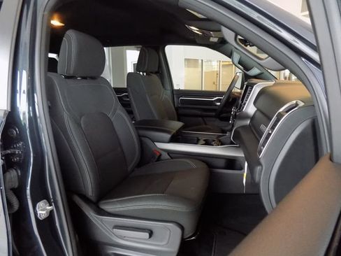 Used 2025 RAM 1500 Big Horn AWD/4WD image 27