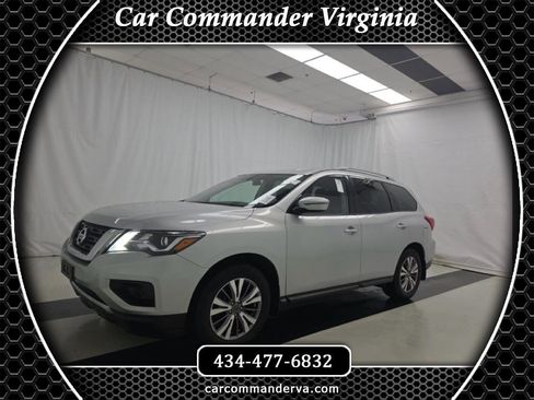 Used 2018 Nissan Pathfinder S FWD image 1