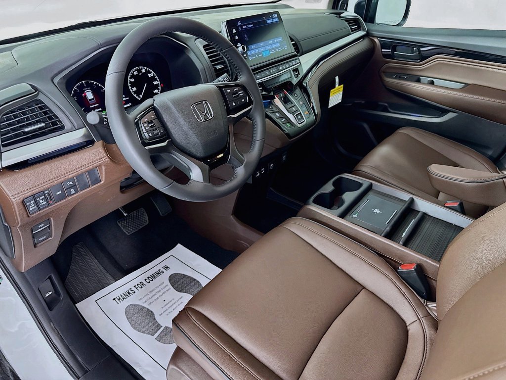 Used 2026 Honda Odyssey Touring image 16