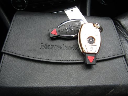 Used 2019 Mercedes-Benz CLA 250 4MATIC image 30